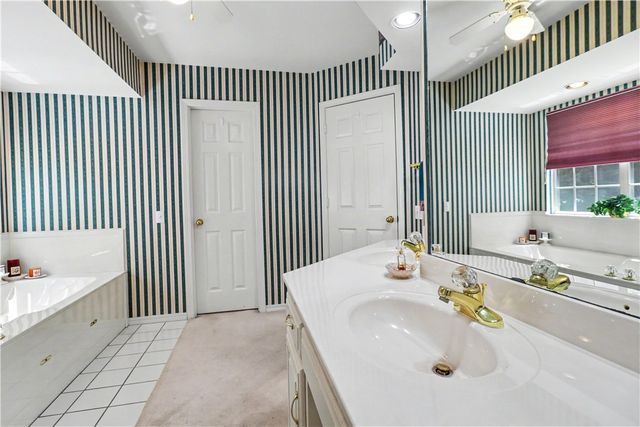 2669 E Meandering Way, Fayetteville, AR 72701