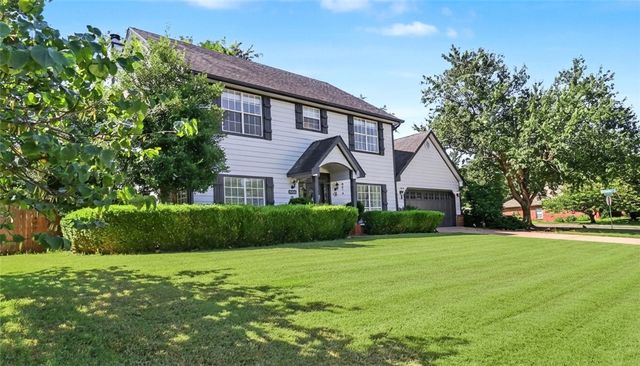 2669 E Meandering Way, Fayetteville, AR 72701