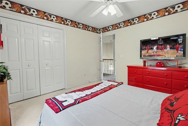 2669 E Meandering Way, Fayetteville, AR 72701