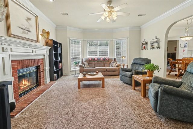 2669 E Meandering Way, Fayetteville, AR 72701