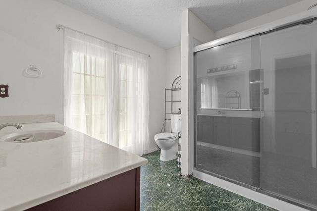 10013 N Suttonwood Drive, Fort Worth, TX 76108