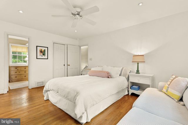 7064 31ST ST NW, Washington, DC 20015