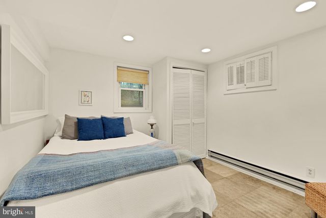 7064 31ST ST NW, Washington, DC 20015