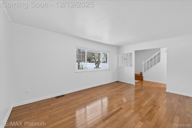 6550 Berrywood Drive, Green Oak Township, MI 48116