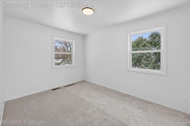 6550 Berrywood Drive, Green Oak Township, MI 48116