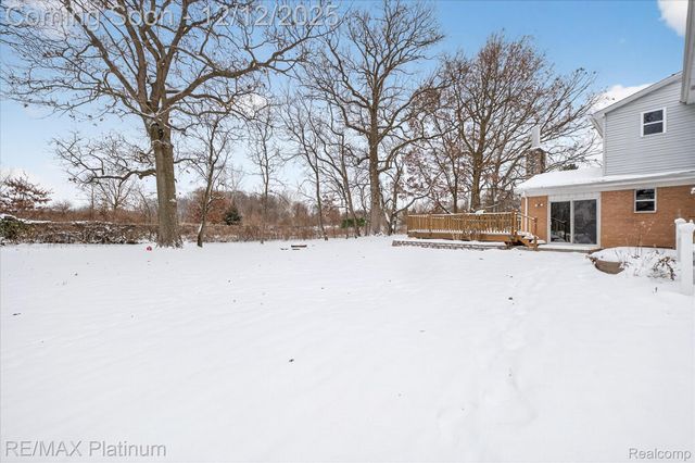 6550 Berrywood Drive, Green Oak Township, MI 48116