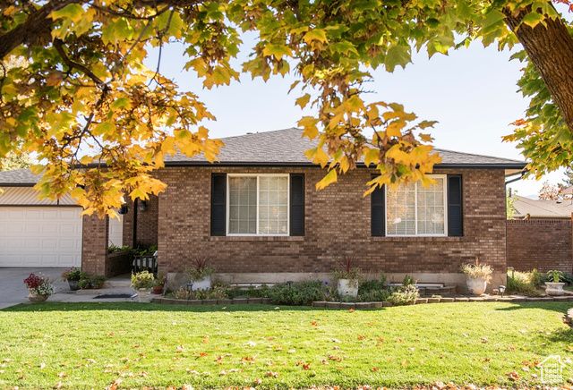 4552 S 1675 W, Roy, UT 84067