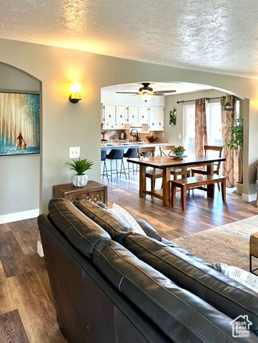 4552 S 1675 W, Roy, UT 84067