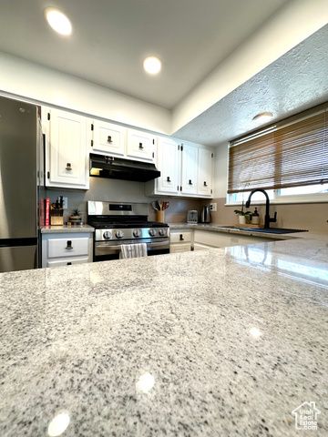 4552 S 1675 W, Roy, UT 84067