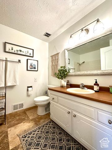 4552 S 1675 W, Roy, UT 84067