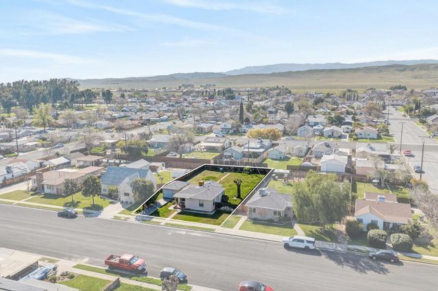 248 Harrison Street, Coalinga, CA 93210