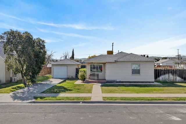 248 Harrison Street, Coalinga, CA 93210