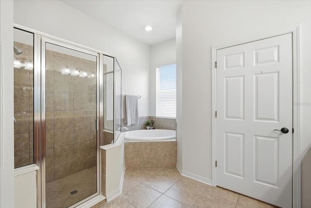 11310 WINTHROP LAKE DRIVE, Riverview, FL 33578