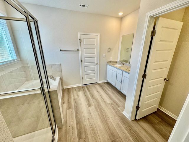 1680 South Main ST, Austin, TX 78640