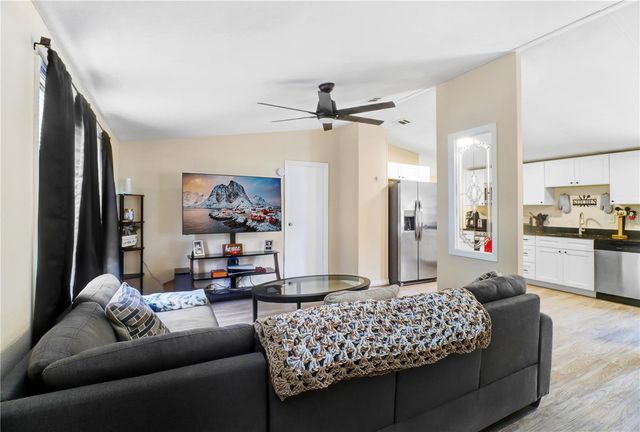 1135 DEAN STREET, Mulberry, FL 33860