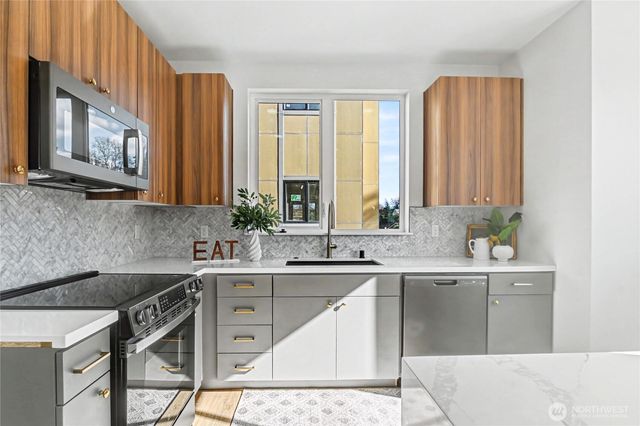 1227 Cherry Street SE, Olympia, WA 98501