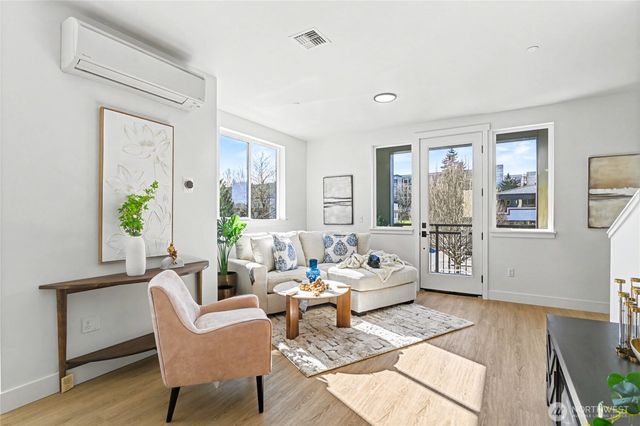 1227 Cherry Street SE, Olympia, WA 98501