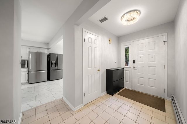 35 Mulford Dr, Wayne Twp., NJ 07470