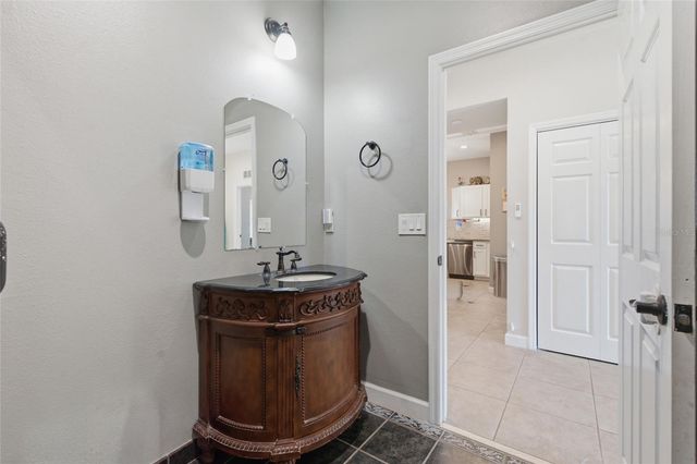 1873 64TH AVENUE N, St Petersburg, FL 33702
