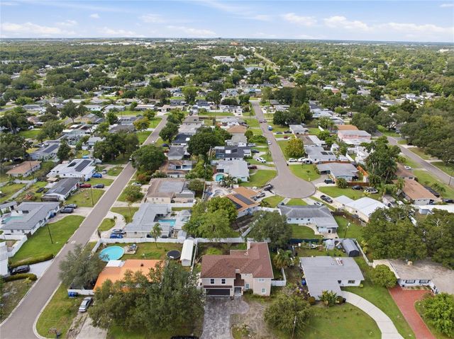 1873 64TH AVENUE N, St Petersburg, FL 33702