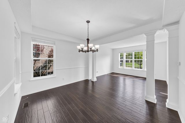 8274 Sweetclover, Indianapolis, IN 46256