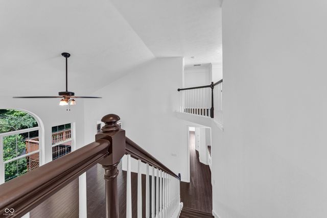 8274 Sweetclover, Indianapolis, IN 46256