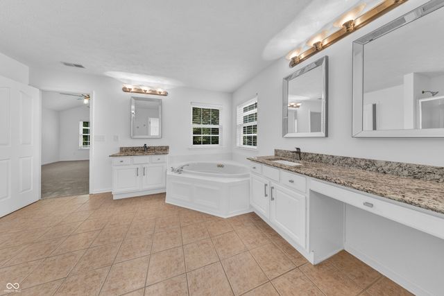 8274 Sweetclover, Indianapolis, IN 46256