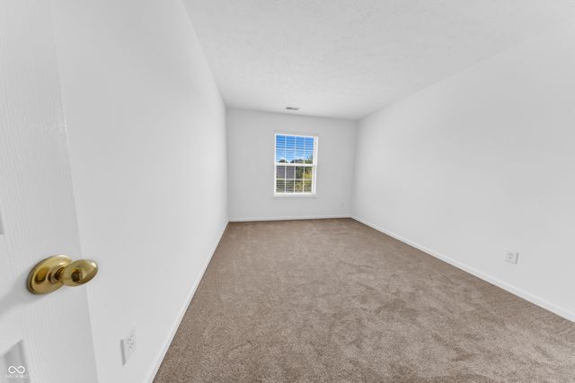 8274 Sweetclover, Indianapolis, IN 46256