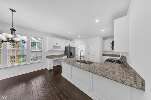 8274 Sweetclover, Indianapolis, IN 46256