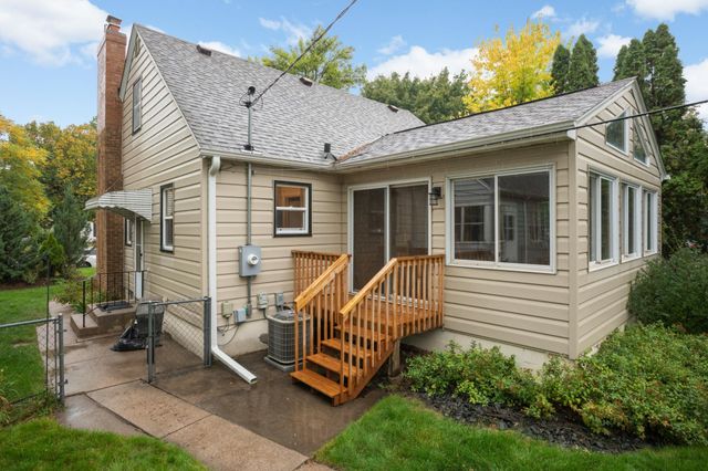 4150 Abbott Avenue N, Robbinsdale, MN 55422
