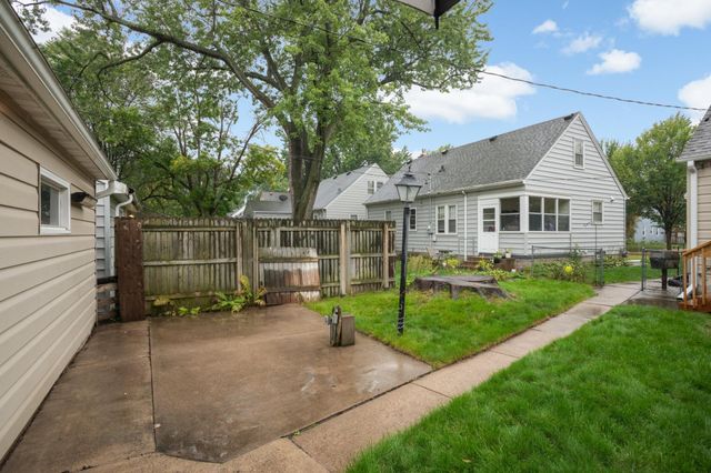 4150 Abbott Avenue N, Robbinsdale, MN 55422