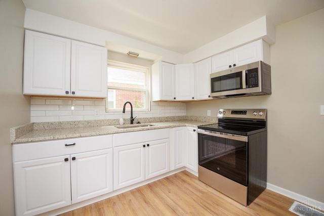 3952 Race Road, Green Twp, OH 45211
