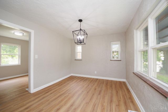3952 Race Road, Green Twp, OH 45211