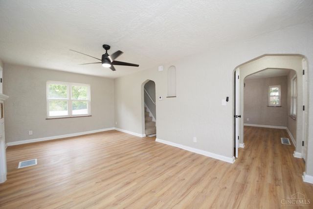 3952 Race Road, Green Twp, OH 45211