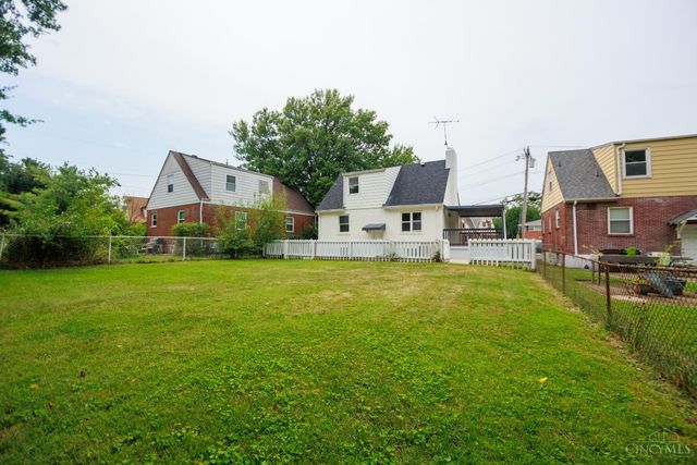 3952 Race Road, Green Twp, OH 45211