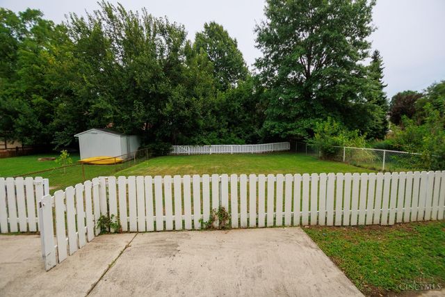 3952 Race Road, Green Twp, OH 45211