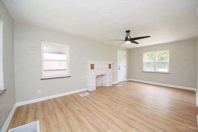 3952 Race Road, Green Twp, OH 45211