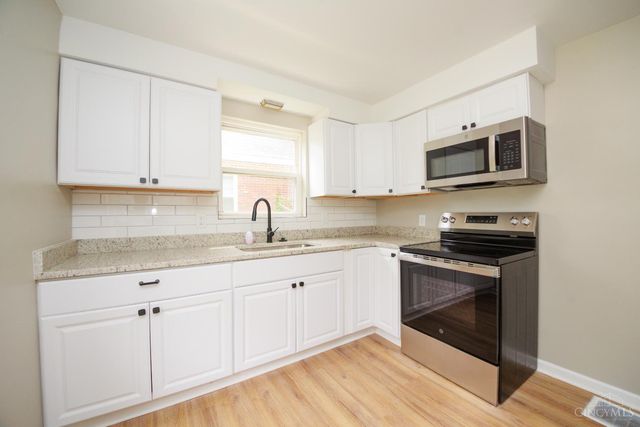 3952 Race Road, Green Twp, OH 45211