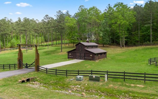 LT158 Stables Loop, Blairsville, GA 30512