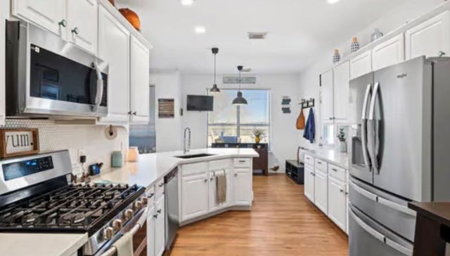 10507 Alex Drive, Needville, TX 77461