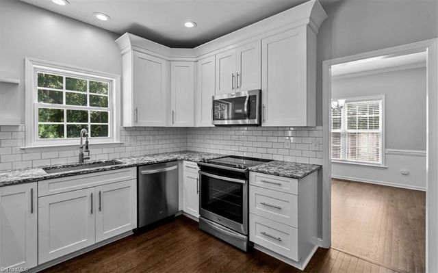 1373 Salem Crossing Road, Kernersville, NC 27284