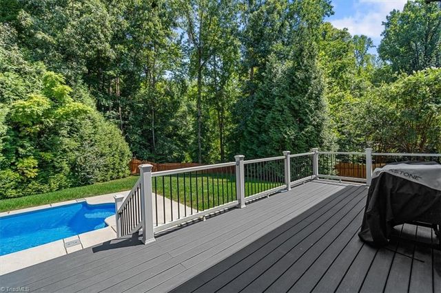 1373 Salem Crossing Road, Kernersville, NC 27284