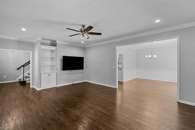 1373 Salem Crossing Road, Kernersville, NC 27284