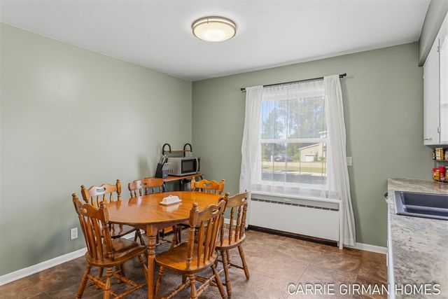 918 Paw Paw Drive, Holland, MI 49423