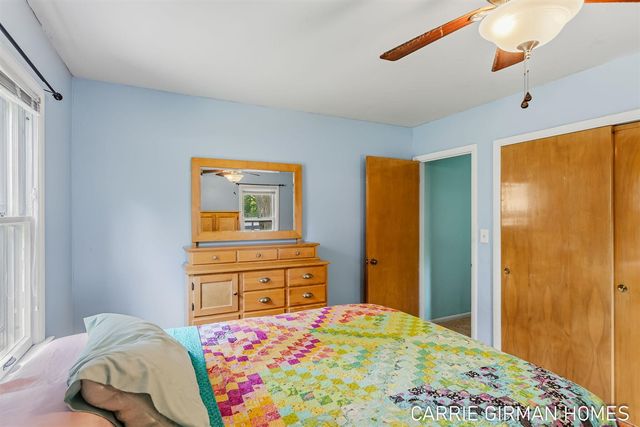 918 Paw Paw Drive, Holland, MI 49423