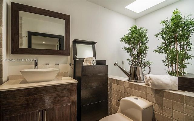 3020 Brickell Ave 3020, Miami, FL 33129