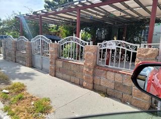 1524 E 75th, Los Angeles, CA 90001