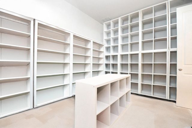 7639 Redwoods Forest Drive, Katy, TX 77493