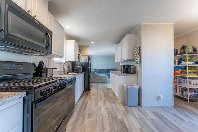 1036 Lunga Drive, Round Lake, IL 60073