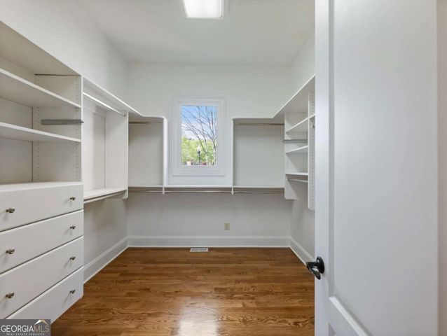 2279 Weeping Oak Drive, Braselton, GA 30517